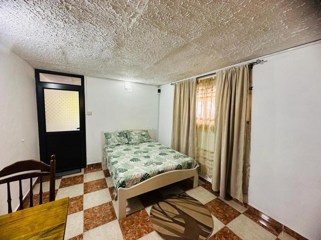 Verolux Bedroom Service Quatre Bornes Exterior photo